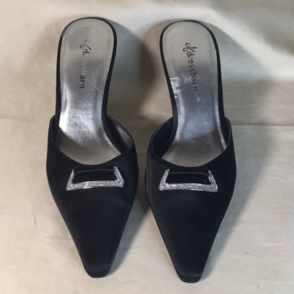 Dressbarn Slides - Picture 2 of 4